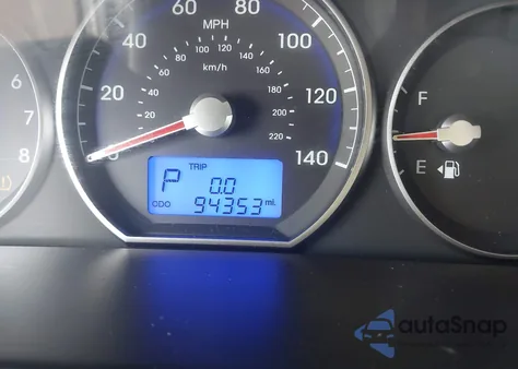 2011 Hyundai Santa Fe Limited V6 z USA, uszkodzony, nr VIN 5XYZKDAGXBG081977